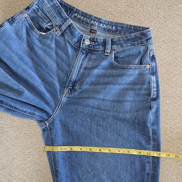 American Eagle Outfitters Mom Jean Denim Jeans - Size 2 - Picture 10 of 12